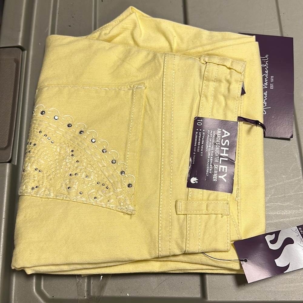 Ashley jeans Amanda's daughter skimmer color lime shine